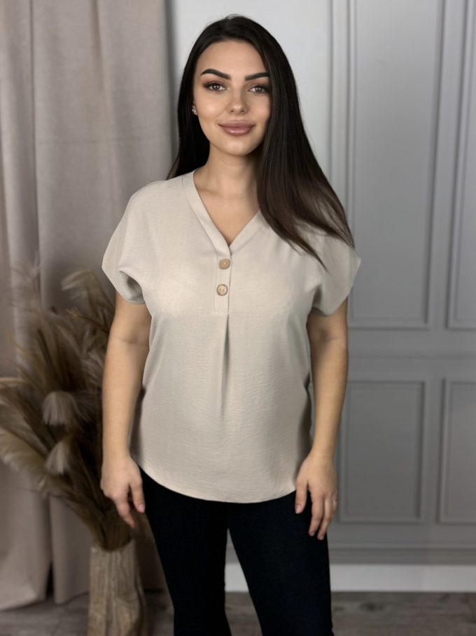 Kimono blouse with buttons