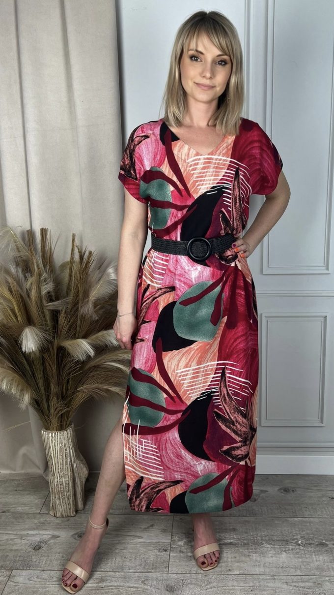 Long dress with pleats