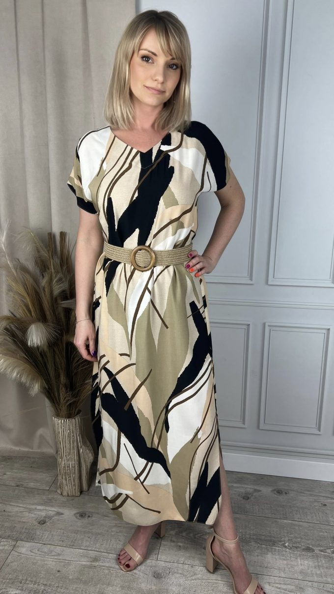 Long dress with pleats