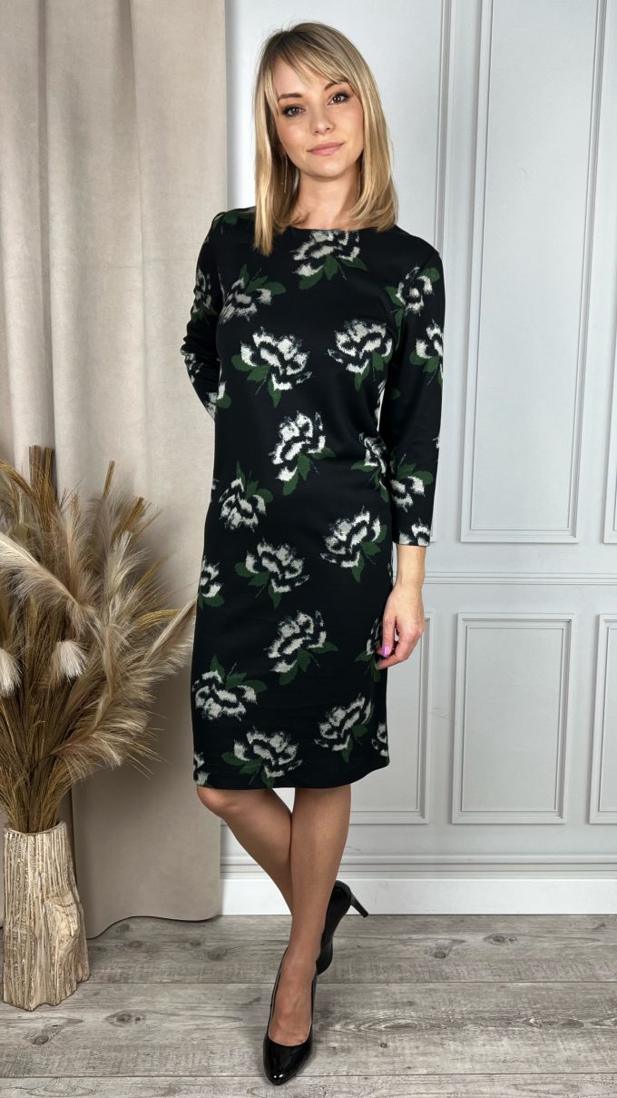 Knitted dress