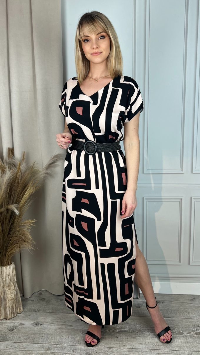 Long dress with pleats