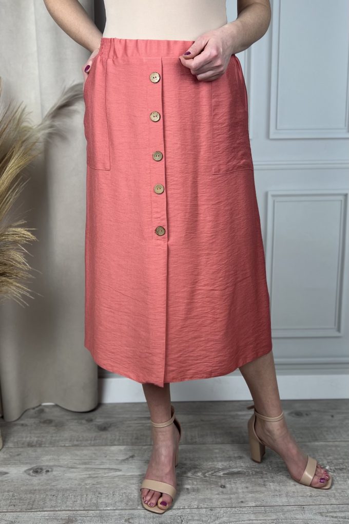 Skirt with buttons