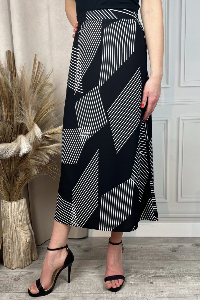 Satin sheen skirt